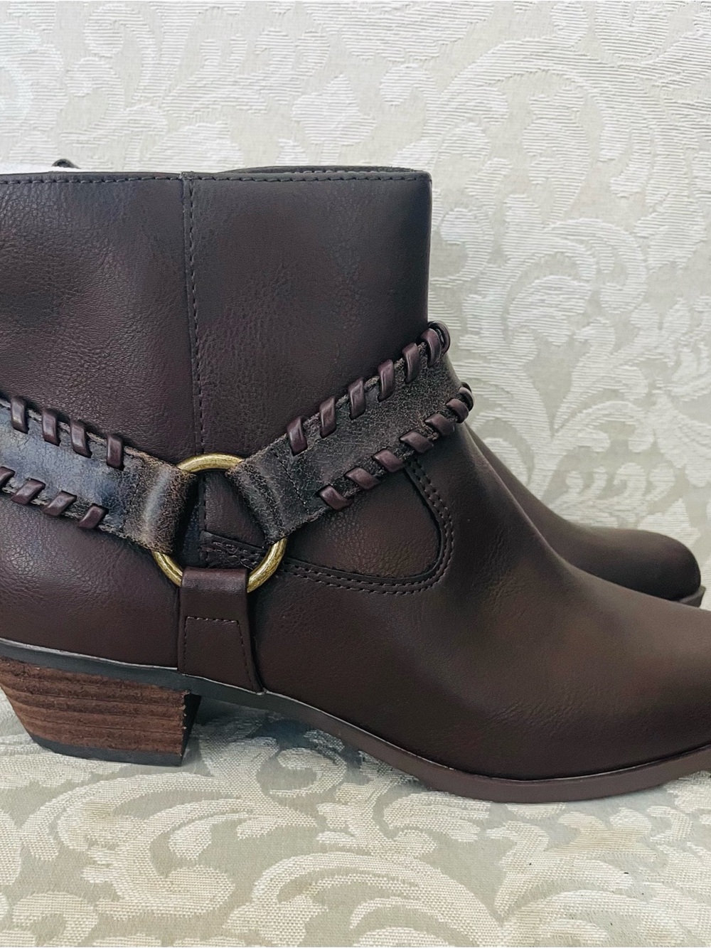 New Wonderly Dark Brown Leather Ankle Booties with Braided Strap